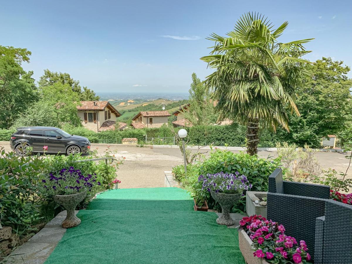 La Locanna Hotel Serramazzoni Екстериор снимка