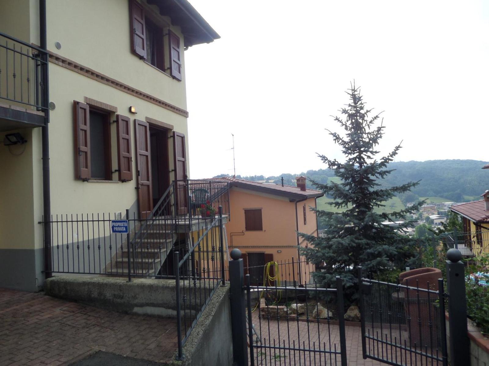 La Locanna Hotel Serramazzoni Екстериор снимка